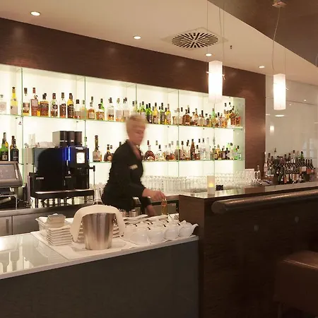 Hilton 5* Köln