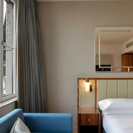 מלון Hilton 5*