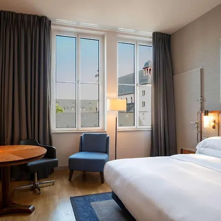 Hilton 5* Köln