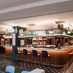Hilton 5*