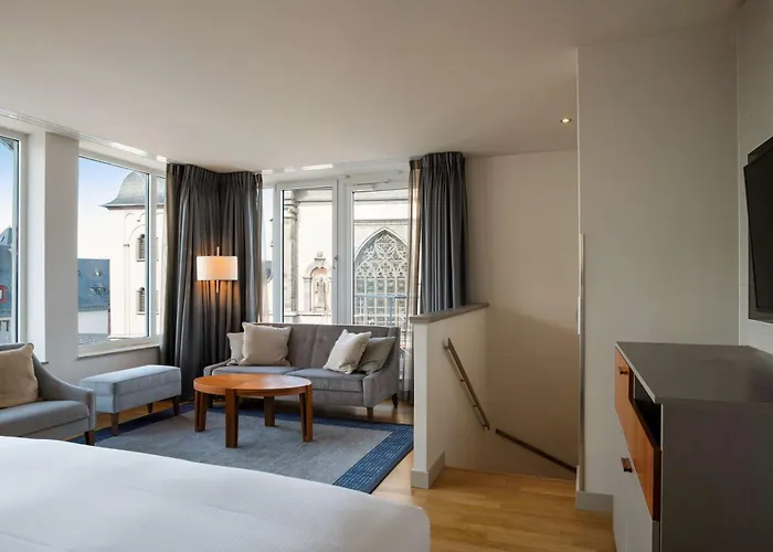Hilton 5* Cologne