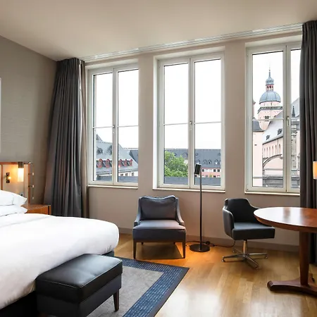 Hotell Hilton Köln