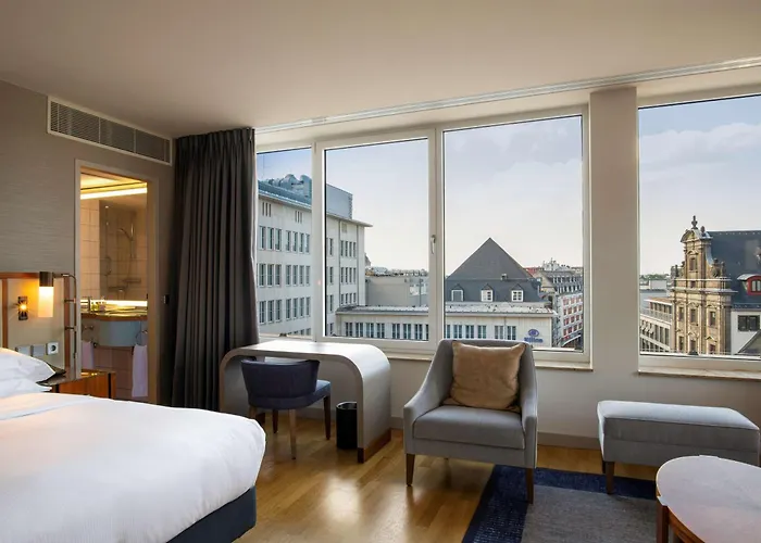 Hilton Otel Köln